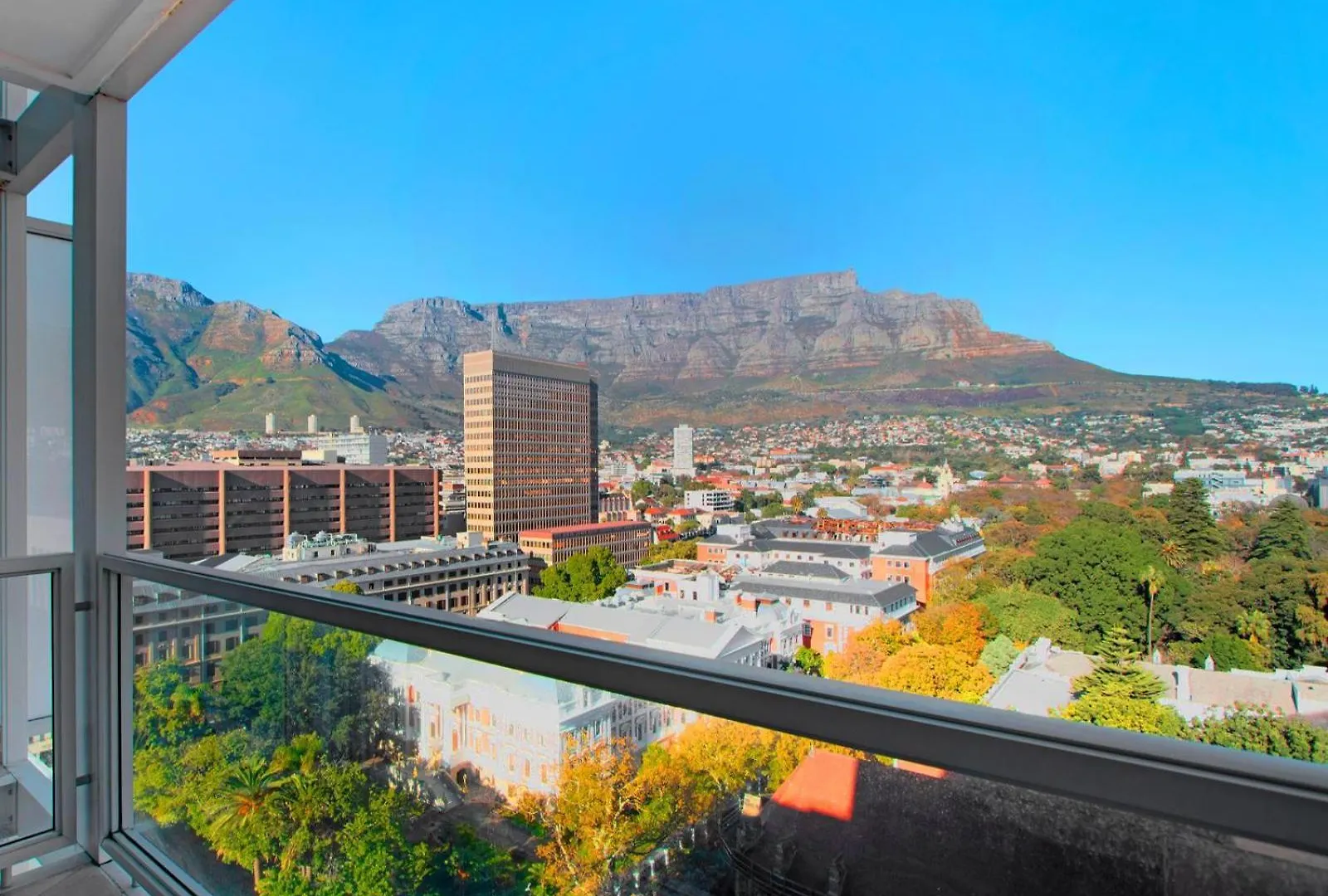Taj Cape Town - Large 2 Bedroom Apartment, With Full Hotel Facilities, Stunning Table Mountain Views South Africa
