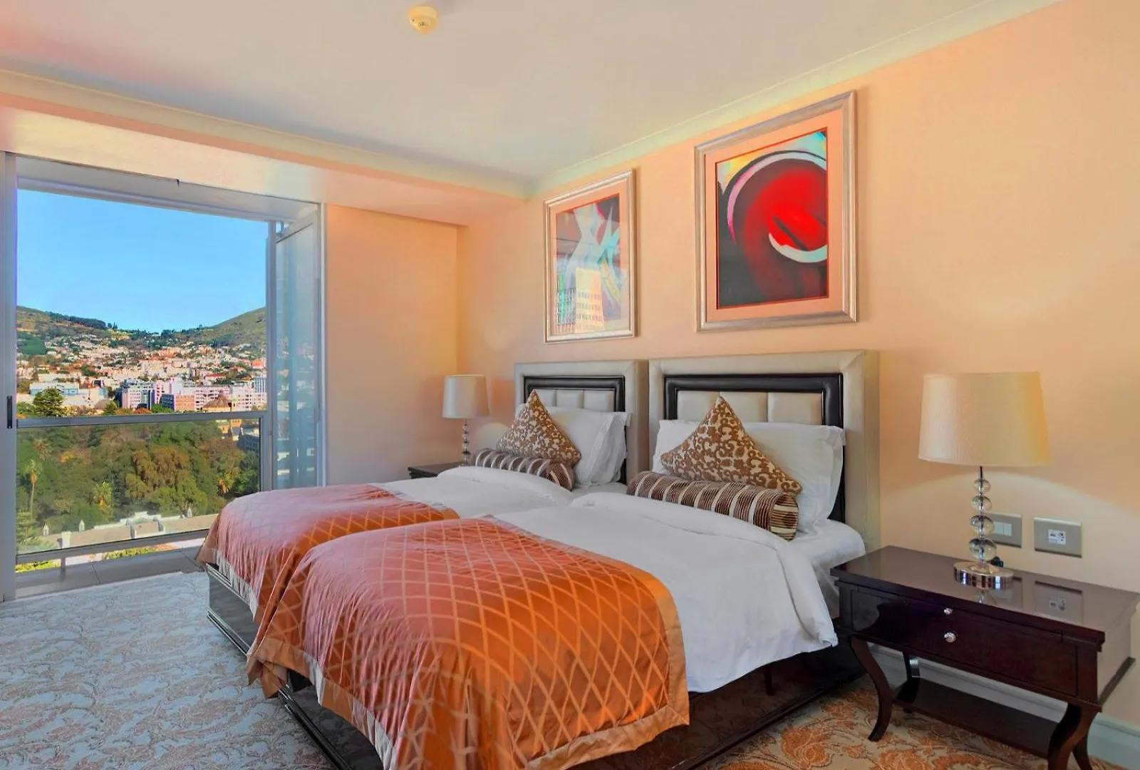 Apartment Taj Cape Town - Large 2 Bedroom Apartment, With Full Hotel Facilities, Stunning Table Mountain Views South Africa
