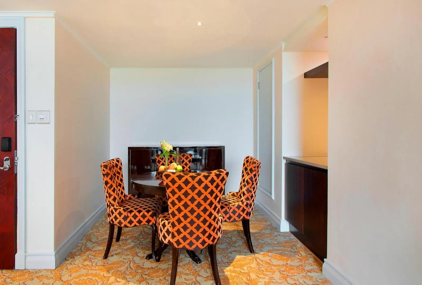 Taj Cape Town - Large 2 Bedroom Apartment, With Full Hotel Facilities, Stunning Table Mountain Views 0*,